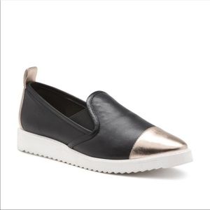 Karl Lagerfeld Paris Cler Metallic Slip On Sneaker